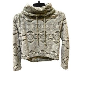 🛍️ 3/$10 Derek Heart cowl neck cropped sweater